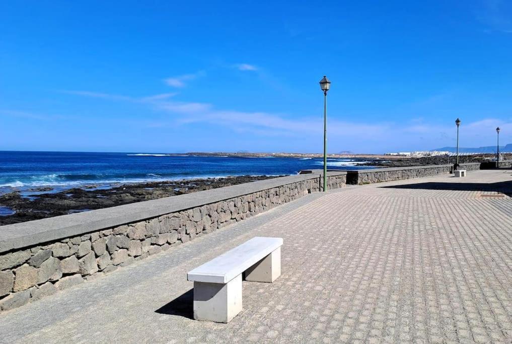 Apartamento Vv Salitre La Santa Exterior foto